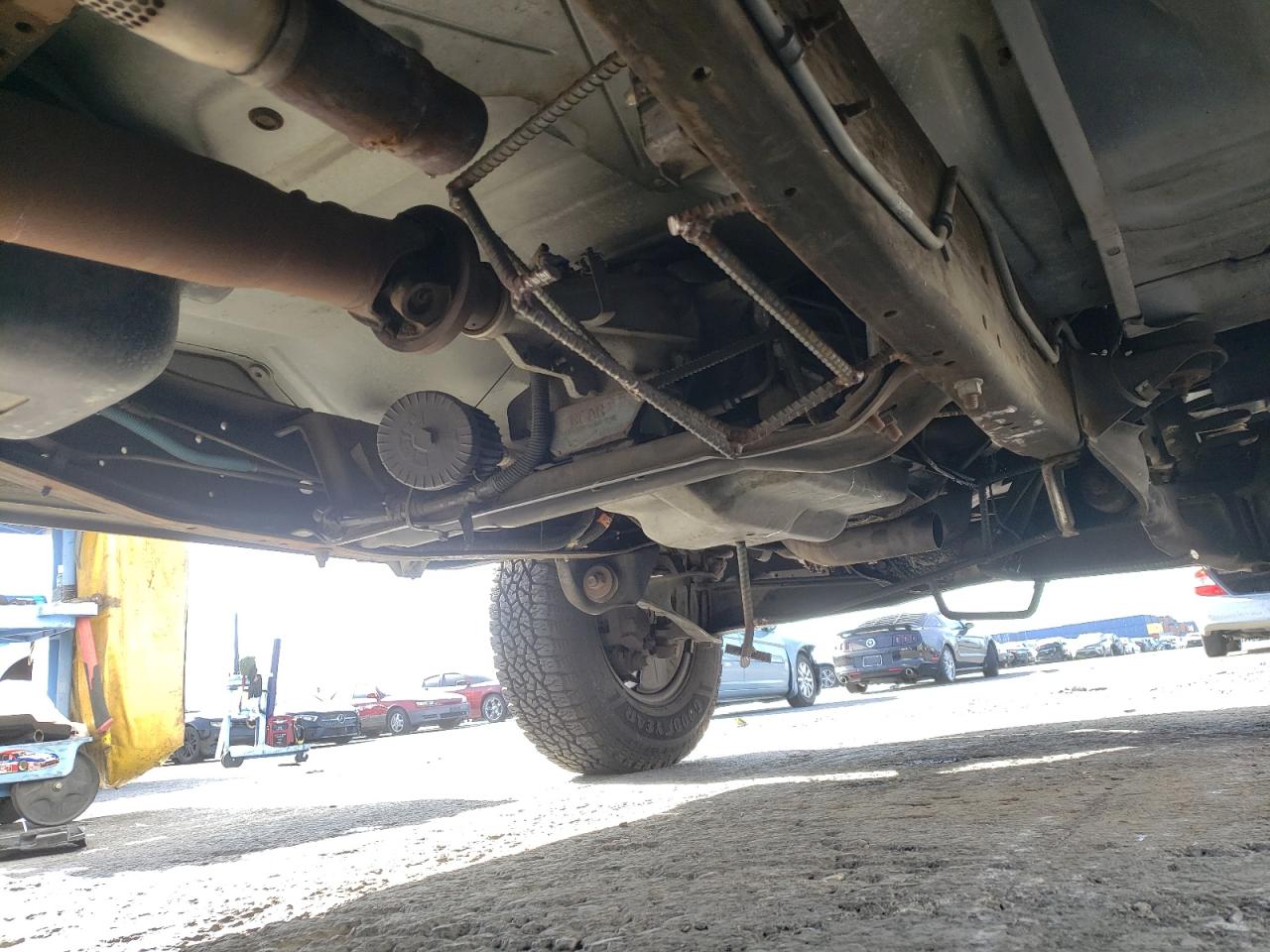 Photo 9 from auction – 1997 FORD F250 with VIN 1FTHF25H3VEB81049