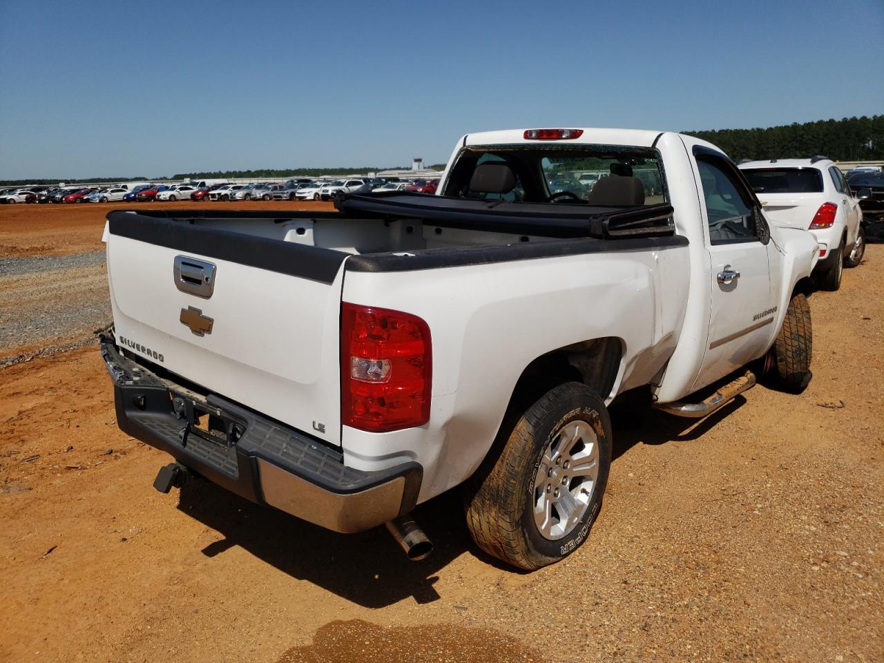 Photo 4 from auction – 2009 CHEVROLET SILVERADO with VIN 1GCEC14C79Z212104