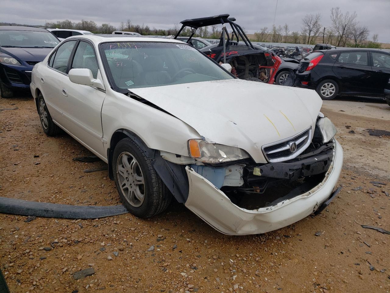ACURA 3.2TL 2000 with VIN 19UUA5661YA059752 - Photo from auction