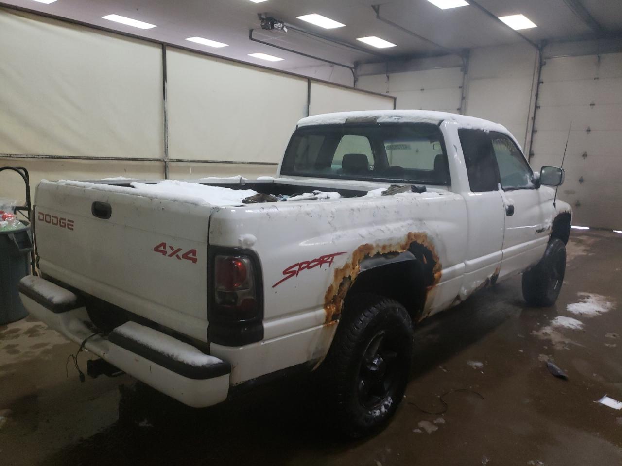 Photo 4 from auction – 1997 DODGE RAM 1500 with VIN 1B7HF13Y5VJ572580