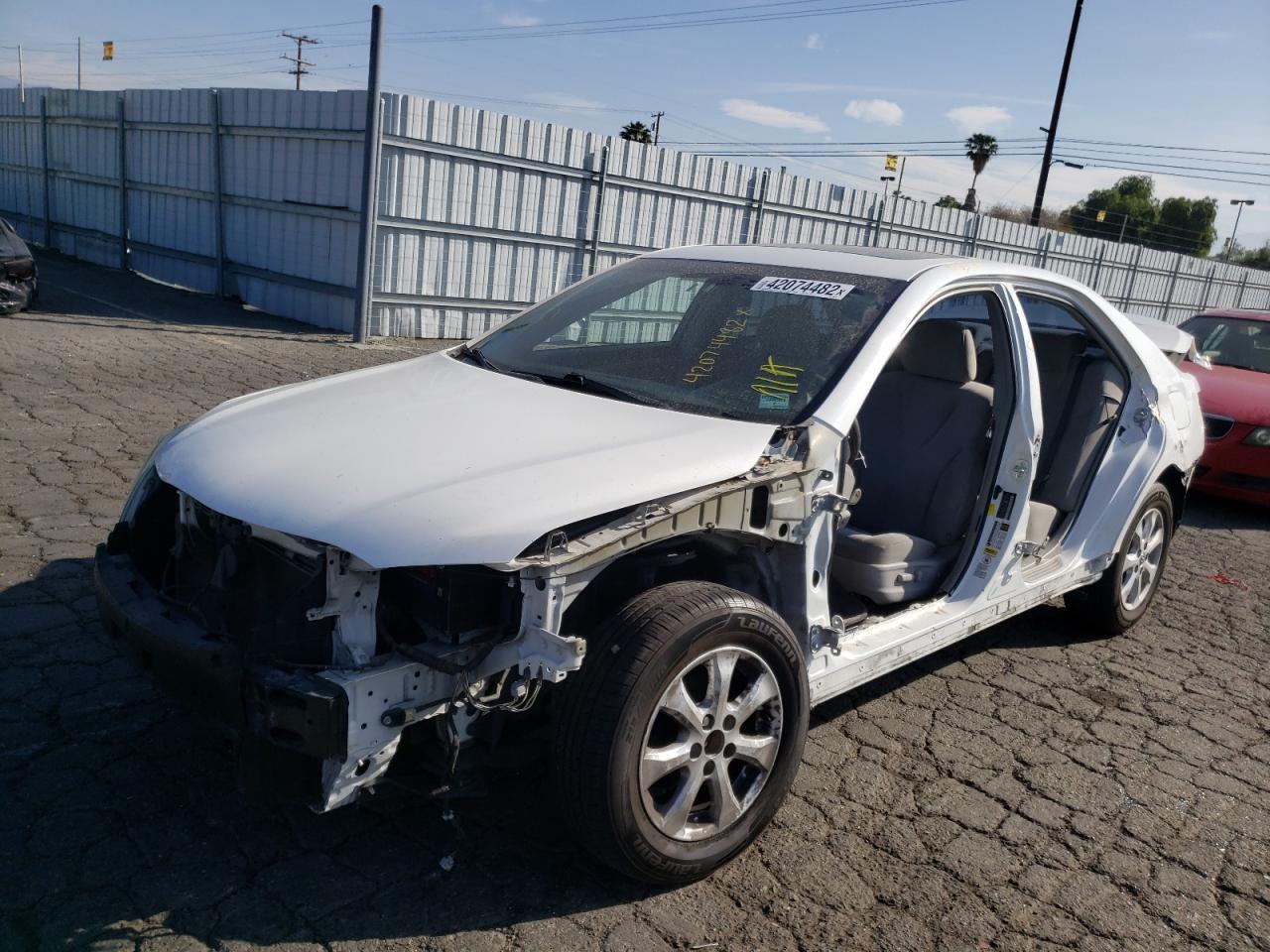 Фото 2 с аукциона – 2011 TOYOTA CAMRY BASE с VIN 4T4BF3EK5BR198686