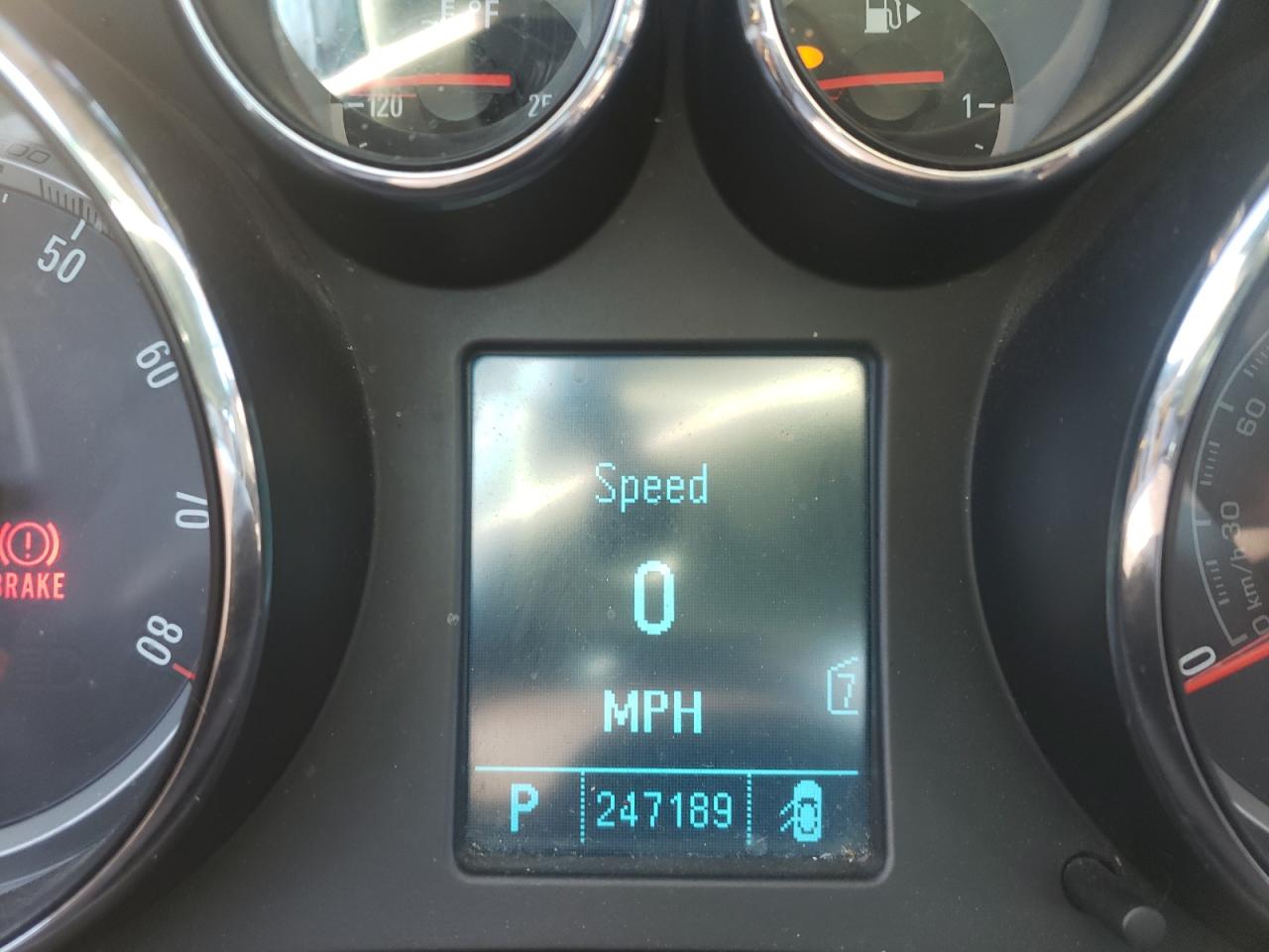 Photo 8 from auction – 2011 BUICK REGAL CXL with VIN W04GR5ECXB1029422