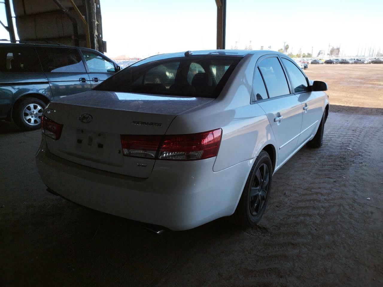 Photo 4 from auction – 2008 HYUNDAI SONATA GLS with VIN 5NPET46F58H388776