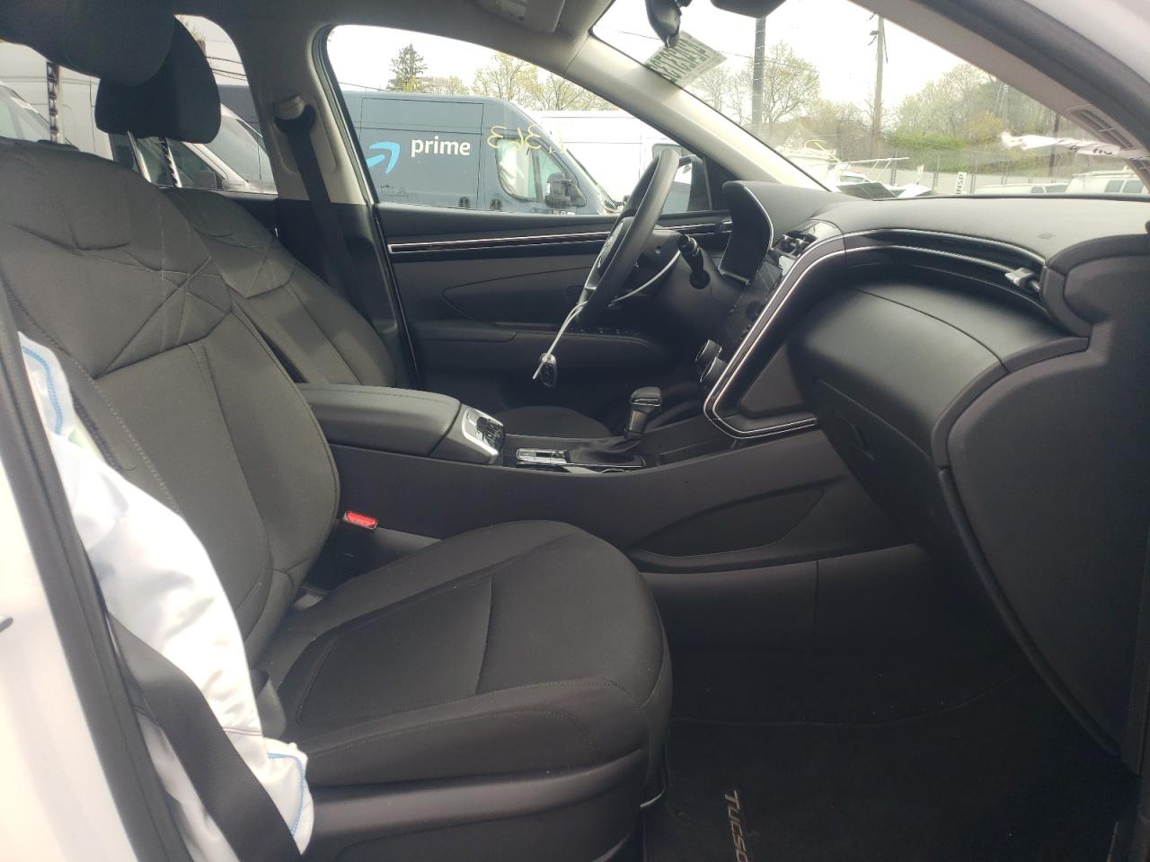 Photo 5 from auction – 2022 HYUNDAI TUCSON SEL with VIN 5NMJBCAE3NH021944