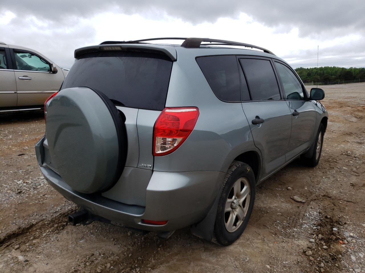 Photo 4 from auction – 2007 TOYOTA RAV4 with VIN JTMBD33V176040150