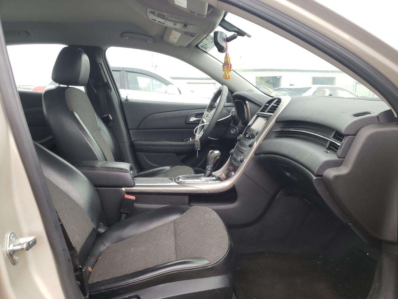 Photo 5 from auction – 2013 CHEVROLET MALIBU 1LT with VIN 1G11C5SA4DF152891
