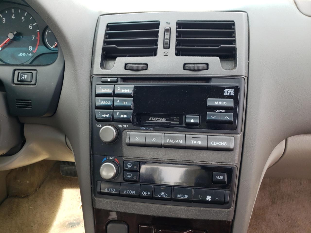 Photo 9 from auction – 2000 NISSAN MAXIMA GLE with VIN JN1CA31A3YT220166