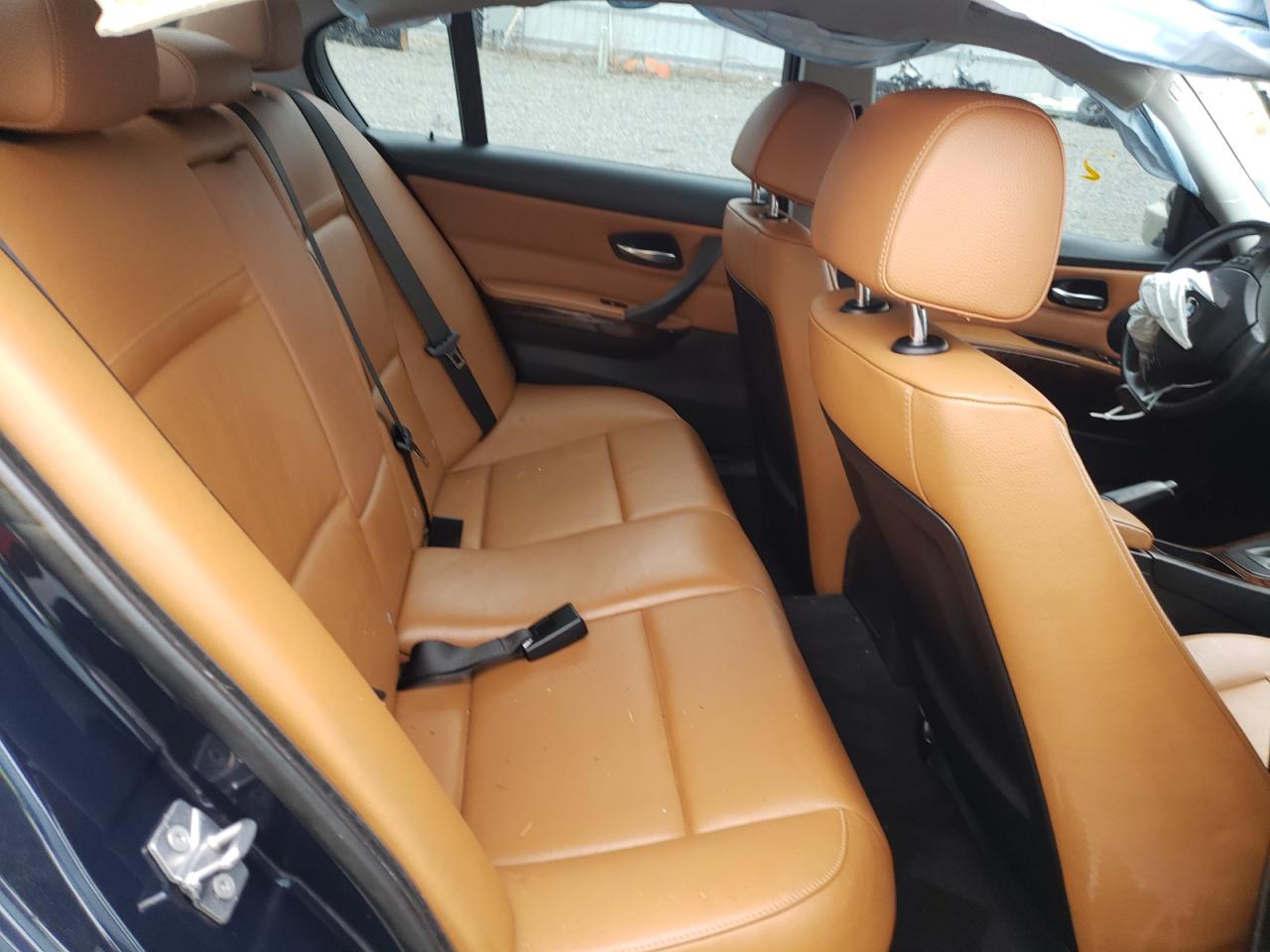 Photo 6 from auction – 2010 BMW 328 XI SUL with VIN WBAPK5C54AA650892