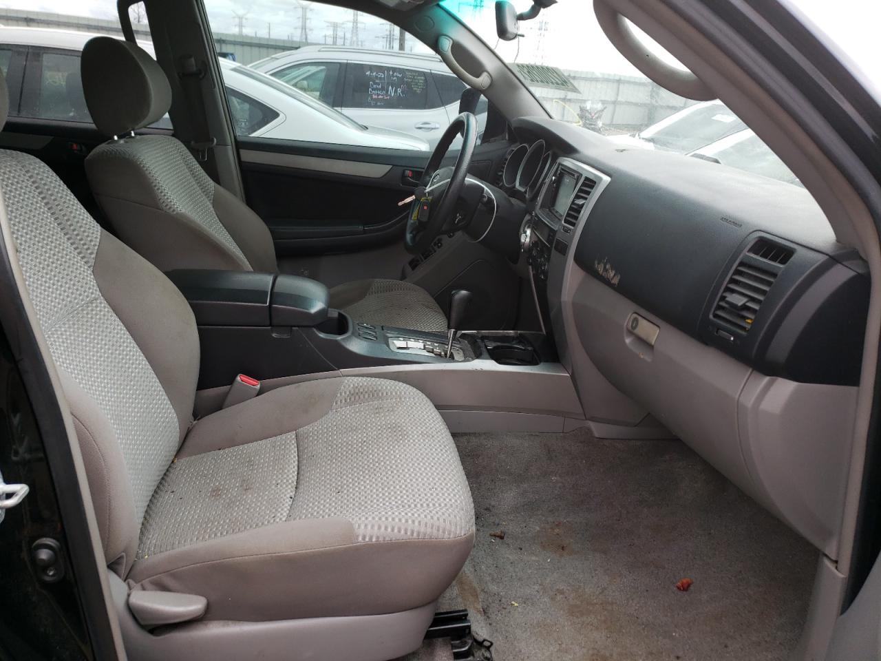 Photo 5 from auction – 2008 TOYOTA 4RUNNER SR with VIN JTEBU14R180131053