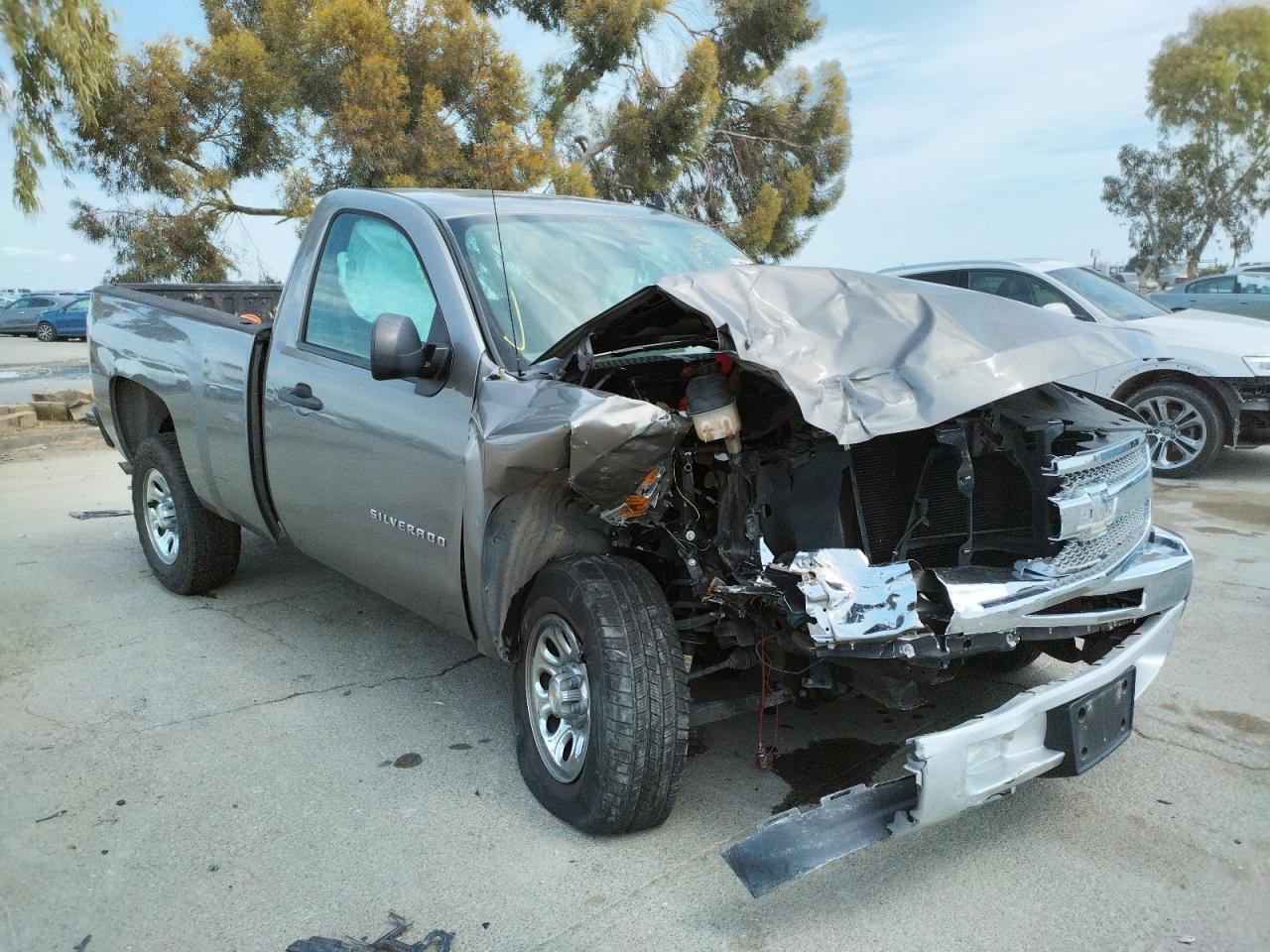 Photo 1 from auction – 2013 CHEVROLET SILVERADO with VIN 1GCNCPEA9DZ244819