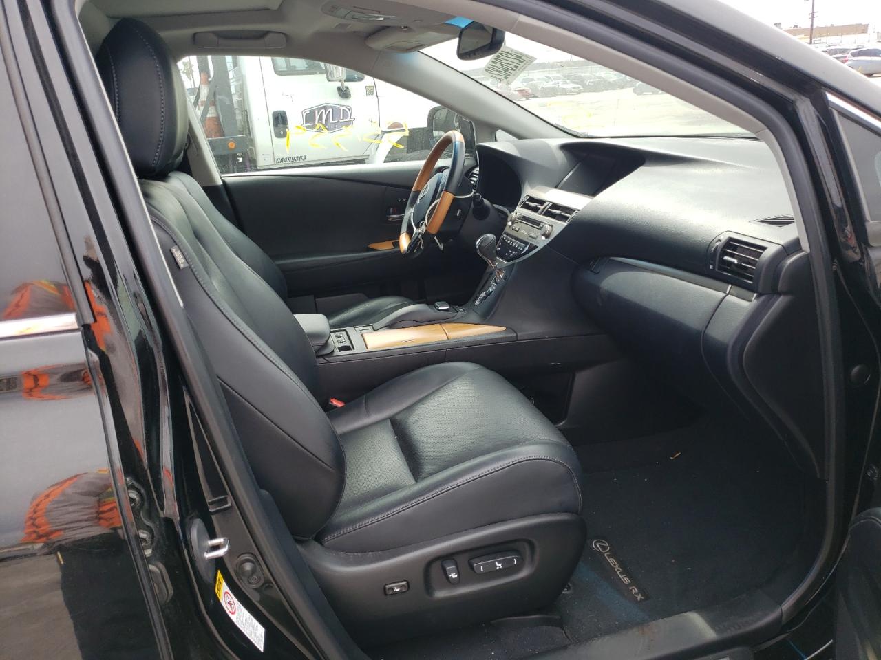 Photo 5 from auction – 2015 LEXUS RX 450H with VIN 2T2BC1BA3FC003724