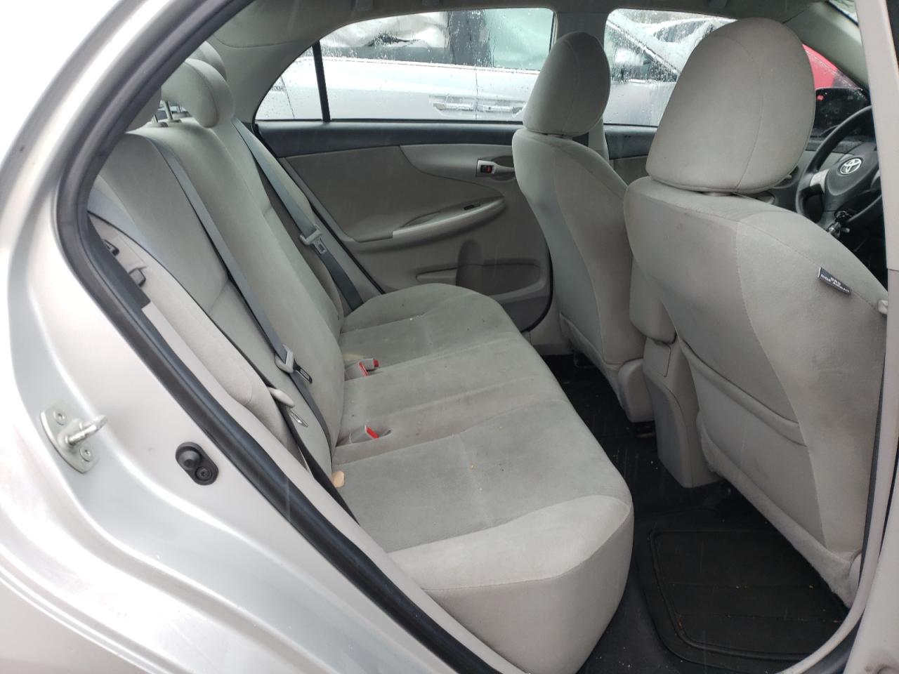 Photo 6 from auction – 2013 TOYOTA COROALLA with VIN 5YFBU4EE5DP206015