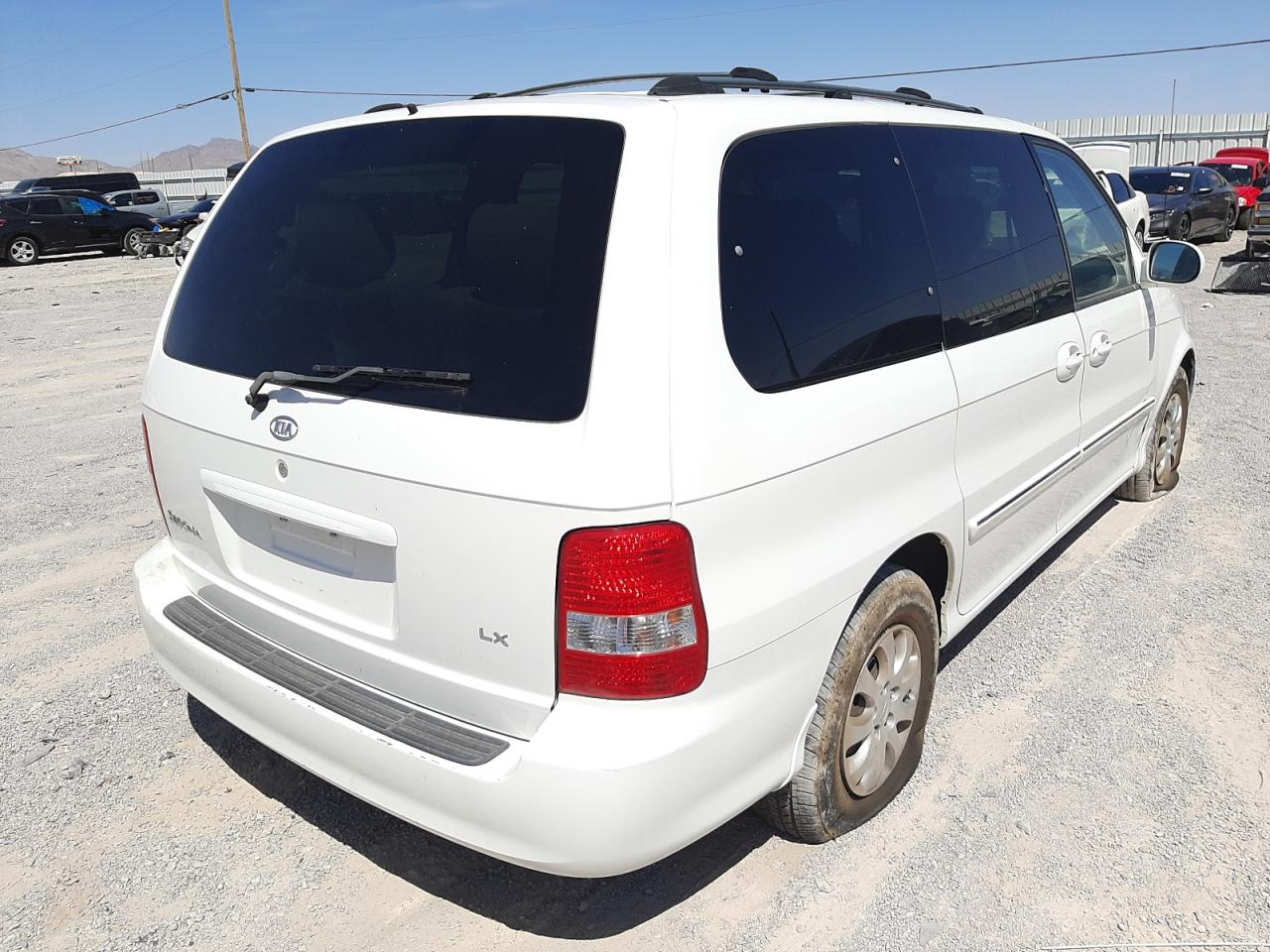 Photo 4 from auction – 2005 KIA SEDONA EX with VIN KNDUP132156743268
