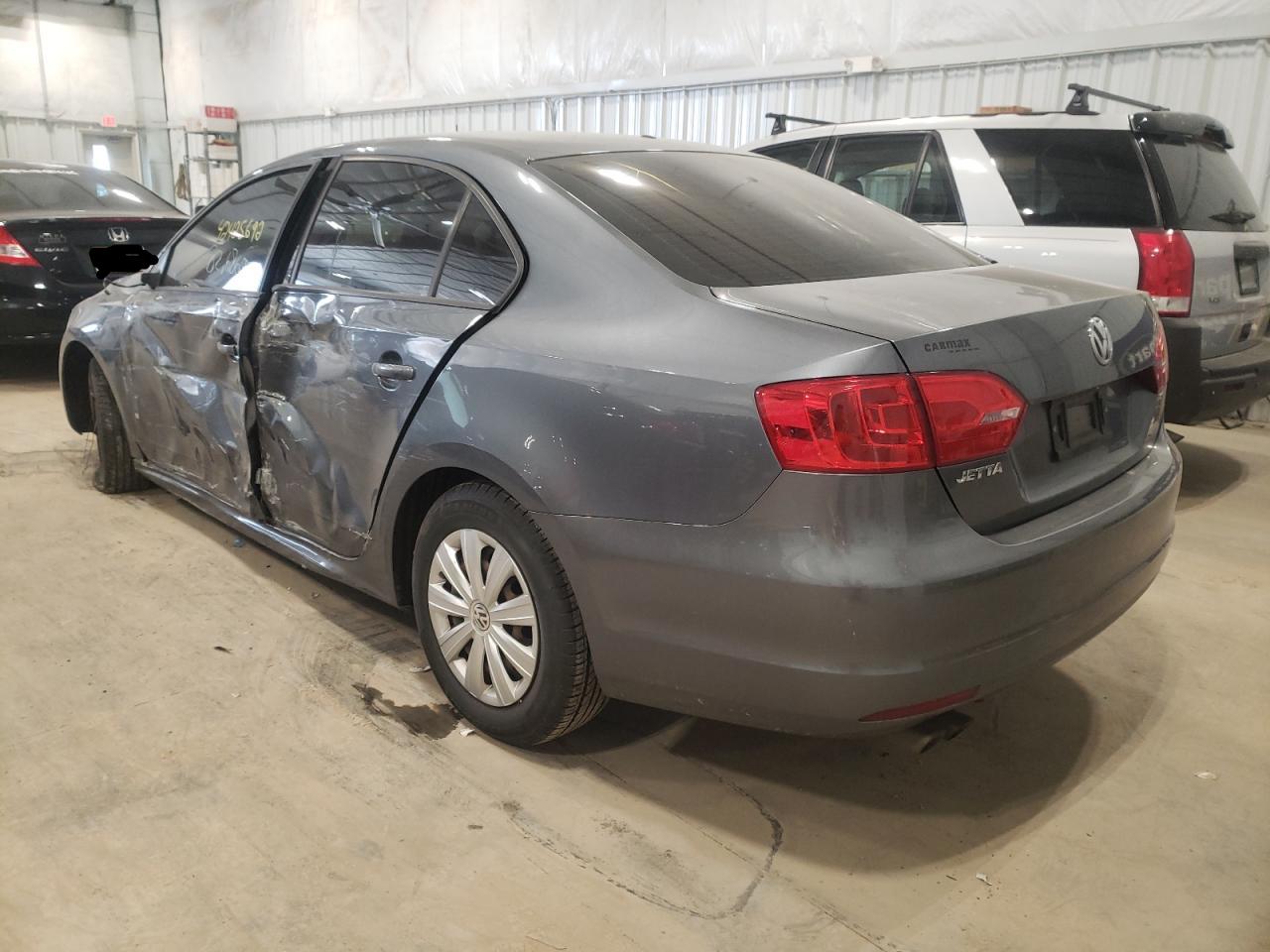 Photo 3 from auction – 2014 VOLKSWAGEN JETTA BASE with VIN 3VW2K7AJ0EM327521