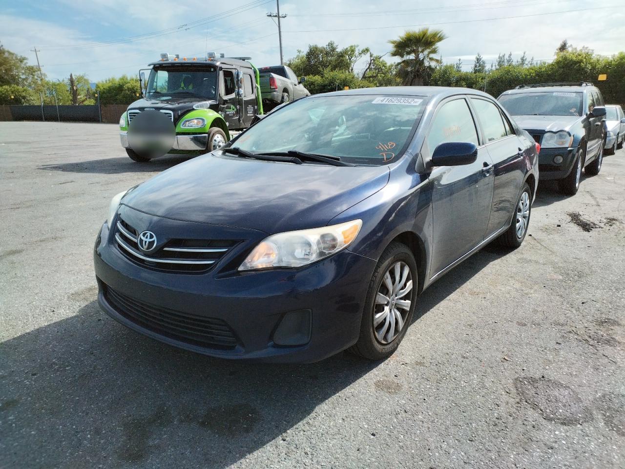 Photo 2 from auction – 2013 TOYOTA COROLLA BA with VIN 2T1BU4EE2DC949070