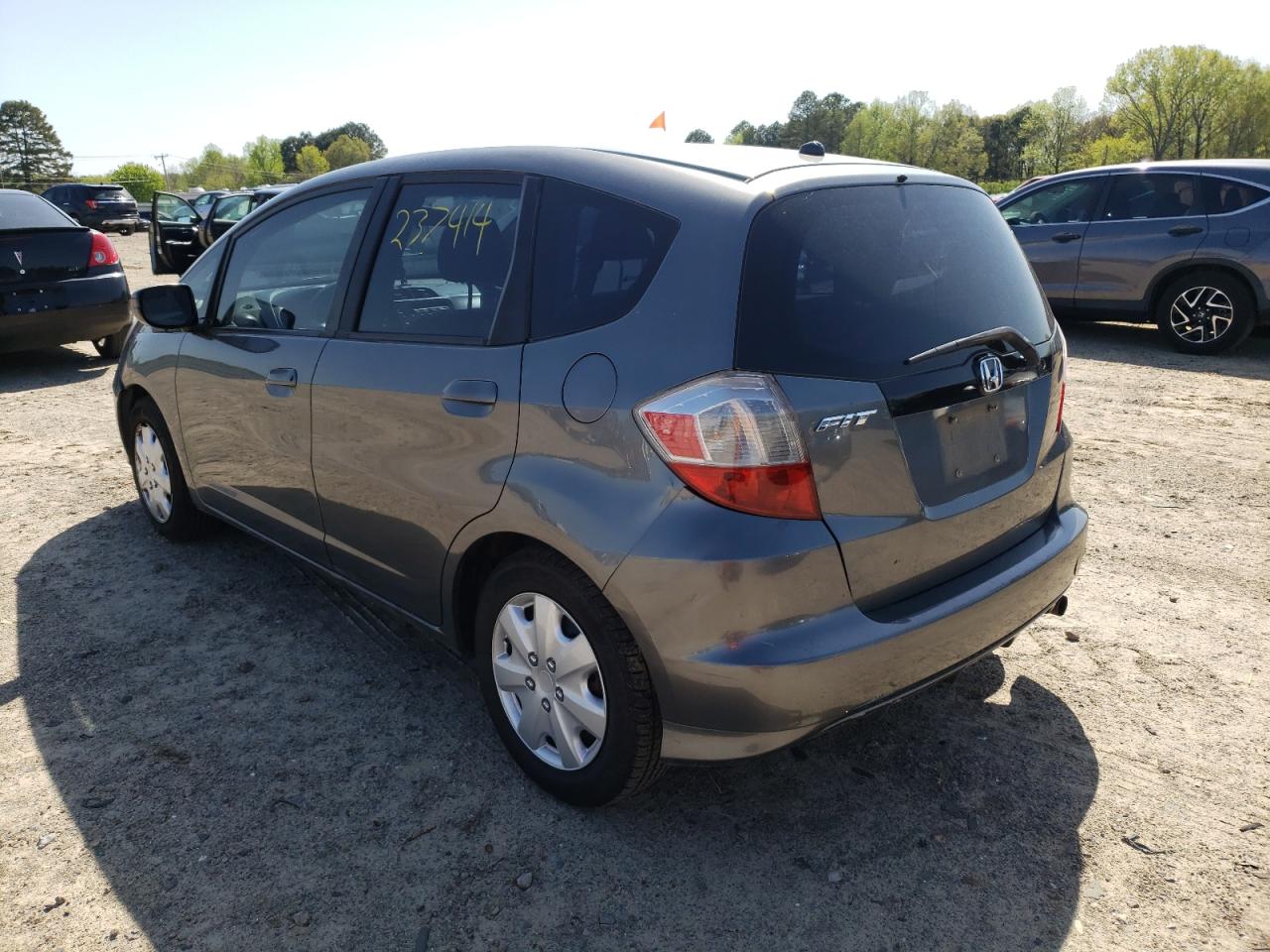 Photo 3 from auction – 2013 HONDA FIT with VIN JHMGE8H34DC015391