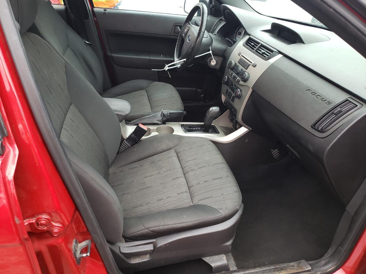 Photo 5 from auction – 2010 FORD FOCUS SE with VIN 1FAHP3FN0AW107363