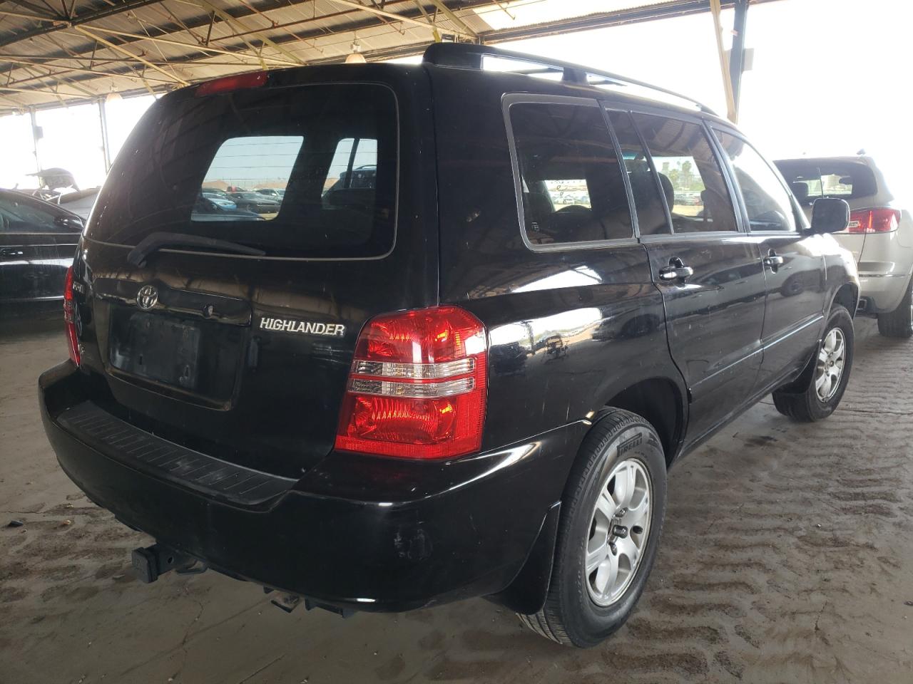 Photo 4 from auction – 2001 TOYOTA HIGHLANDER with VIN JTEHF21A310006165