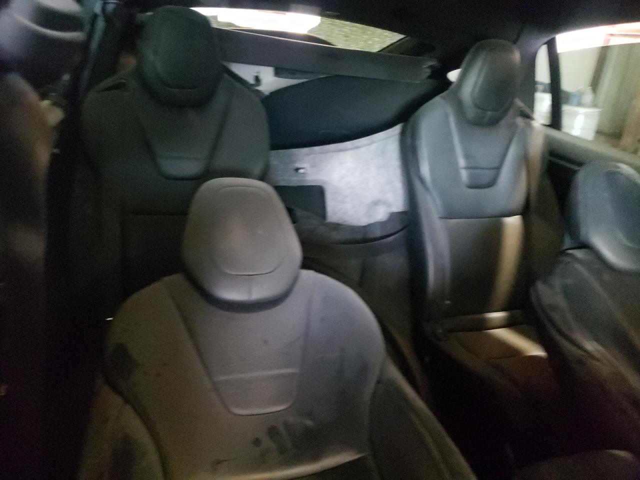 Photo 6 from auction – 2016 TESLA MODEL X with VIN 5YJXCBE22GF003988