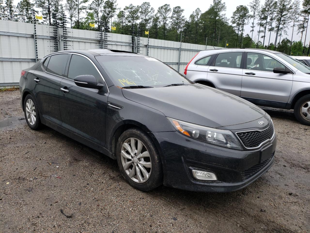 KIA OPTIMA EX 2015 with VIN 5XXGN4A79FG388534 - Photo from auction