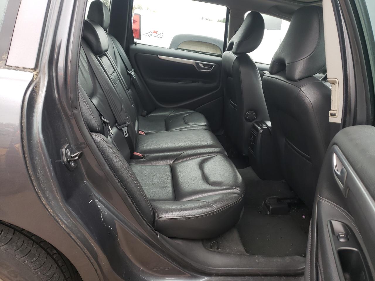 Photo 6 from auction – 2007 VOLVO V70 with VIN YV1SW612172672474