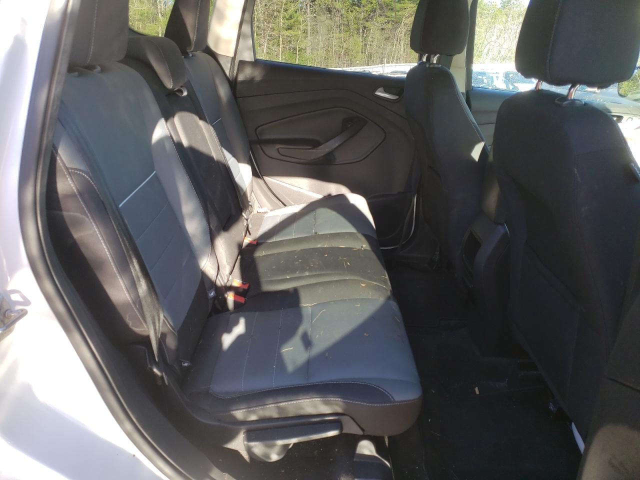 Photo 6 from auction – 2013 FORD ESCAPE SE with VIN 1FMCU0GX0DUC83143