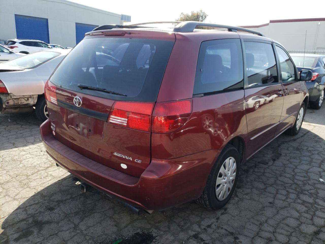 Photo 4 from auction – 2005 TOYOTA SIENNA CE with VIN 5TDZA23CX5S289754