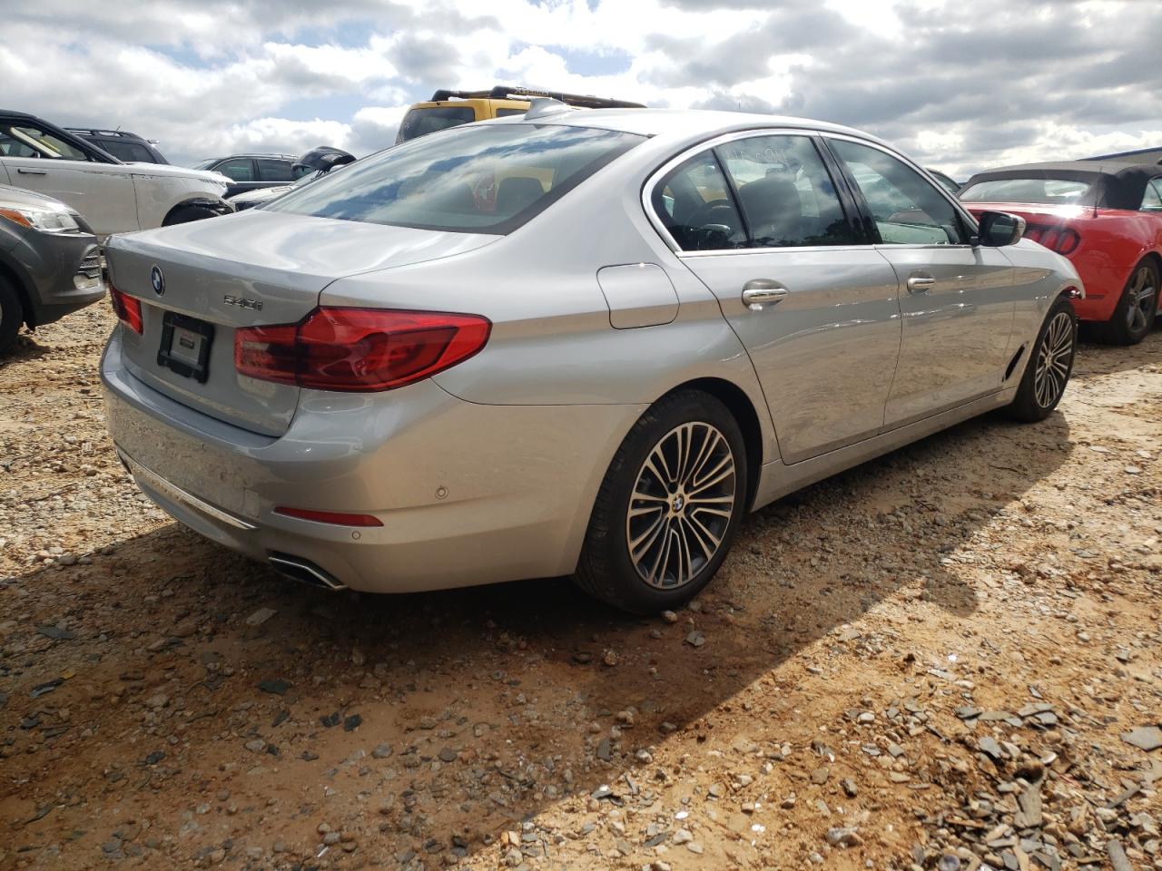 Photo 4 from auction – 2017 BMW 540 I with VIN WBAJE5C37HG914299
