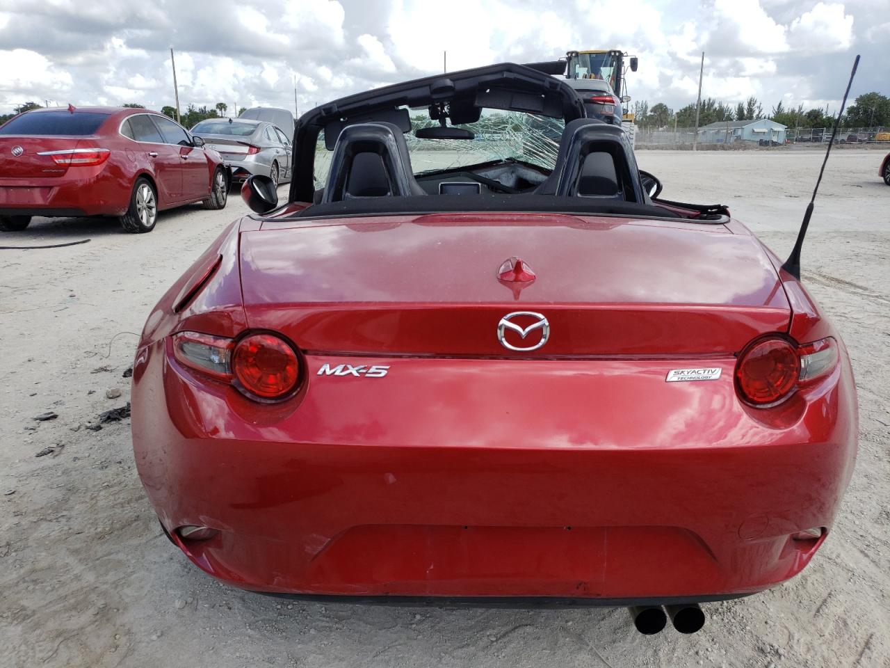 Photo 6 from auction – 2016 MAZDA MX-5 MIATA with VIN JM1NDAD78G0118489