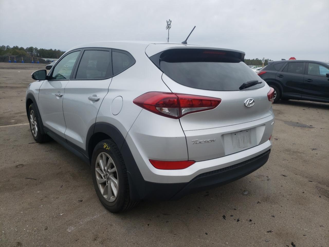 Photo 3 from auction – 2018 HYUNDAI TUCSON SE with VIN KM8J2CA46JU778715