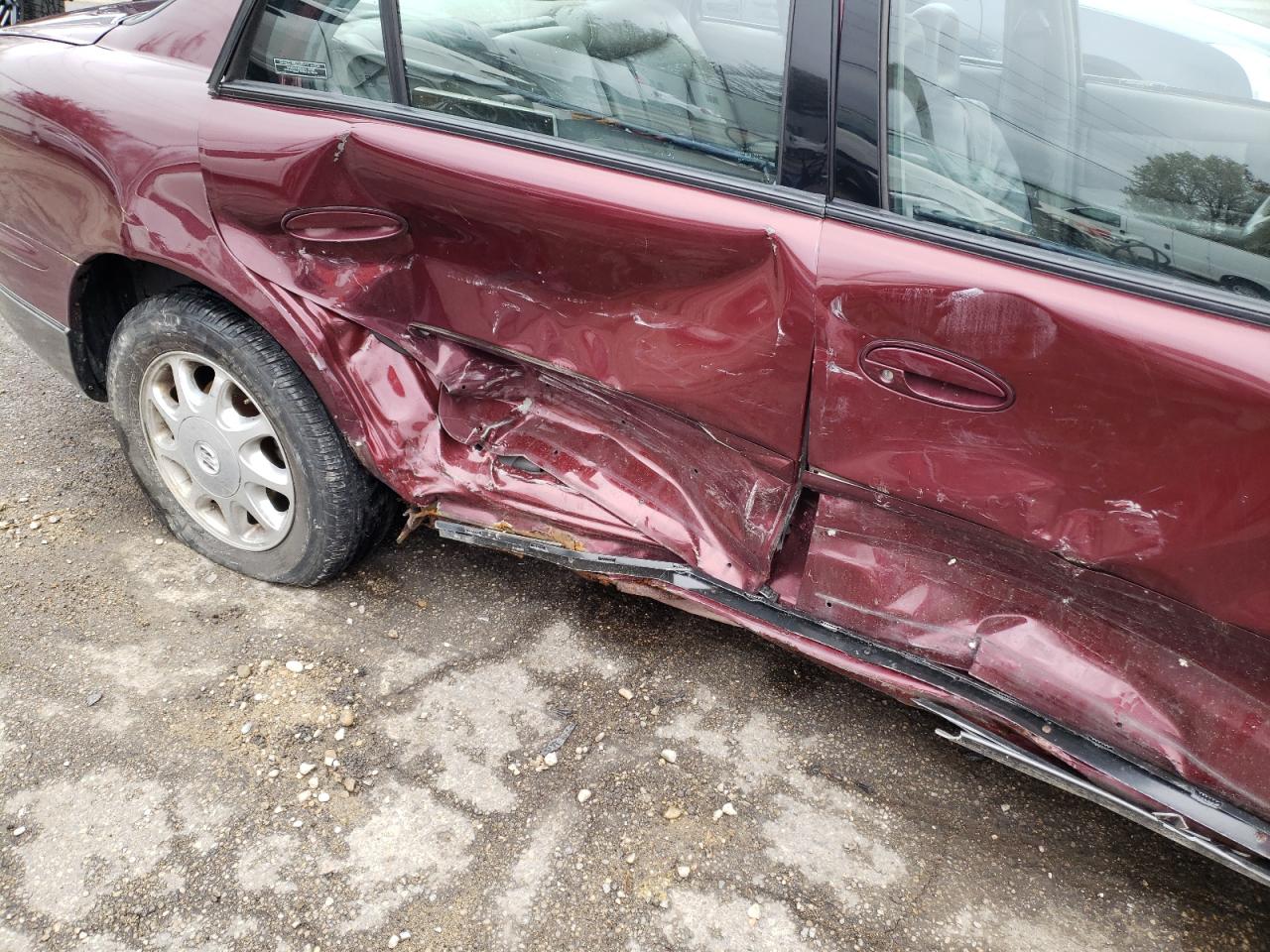 Фото 9 с аукциона – 1998 BUICK REGAL GS с VIN 2G4WF5217W1516781