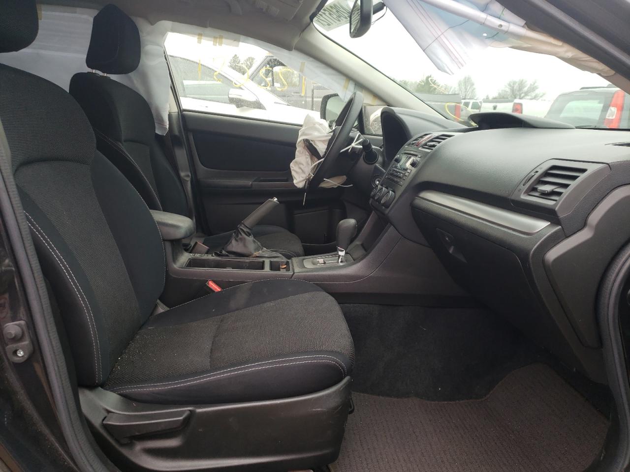 Photo 5 from auction – 2014 SUBARU XV CROSSTR with VIN JF2GPACC7E8208327