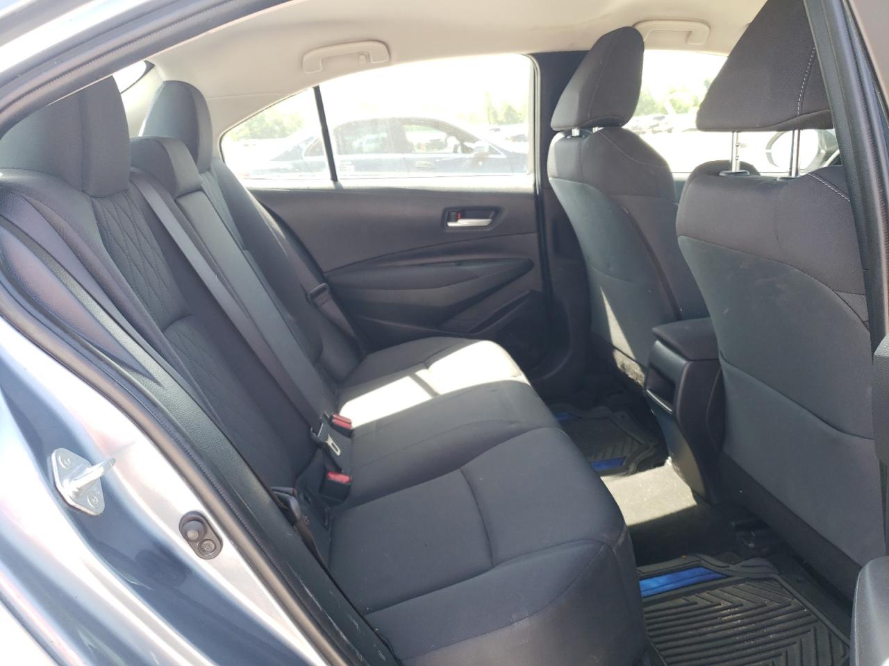 Photo 6 from auction – 2020 TOYOTA COROLLA LE with VIN JTDEPRAE5LJ052870