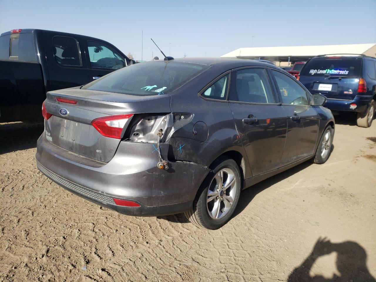 Photo 4 from auction – 2014 FORD FOCUS SE with VIN 1FADP3F24EL318478