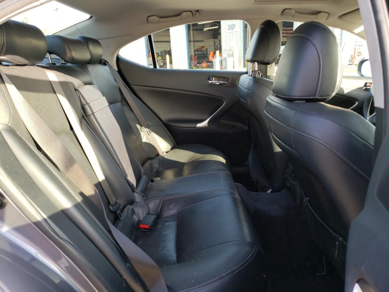 Photo 6 from auction – 2012 LEXUS IS 250 with VIN JTHBF5C28C5174888