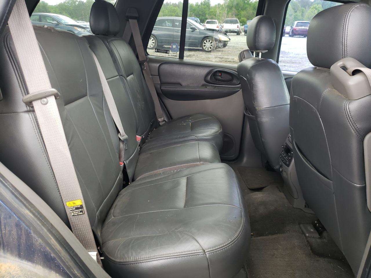 Photo 6 from auction – 2002 CHEVROLET TRAILBLAZE with VIN 1GNDS13S022330105