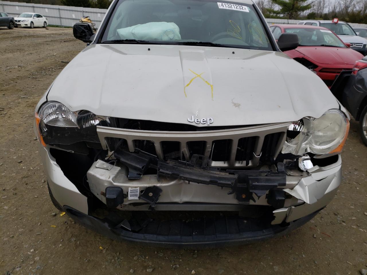 Photo 9 from auction – 2009 JEEP GRAND CHER with VIN 1J8GR48K09C552202
