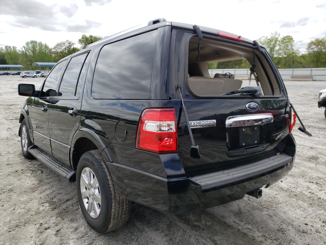 Photo 3 from auction – 2007 FORD EXPEDITION with VIN 1FMFU19597LA45266