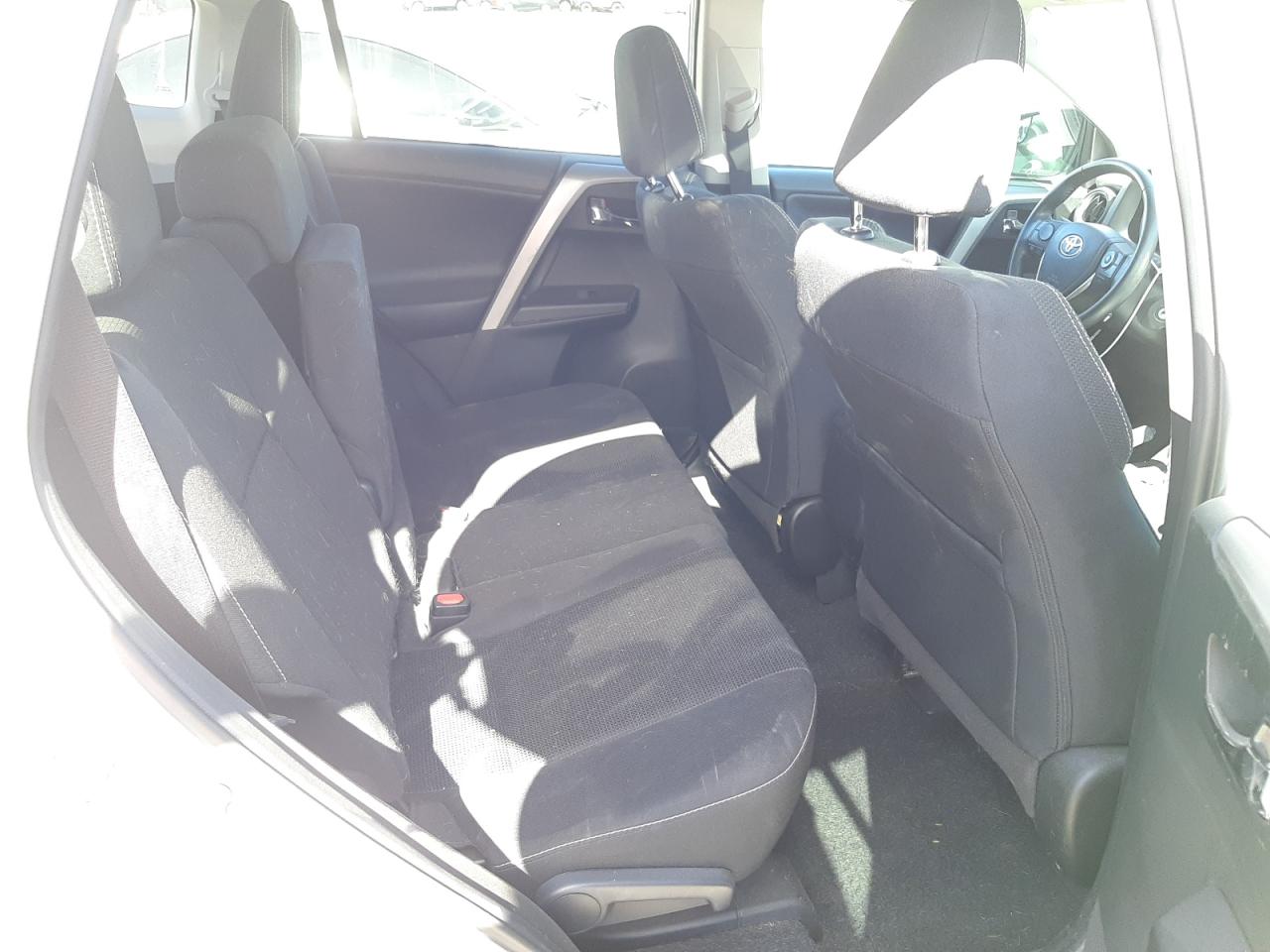 Photo 6 from auction – 2018 TOYOTA RAV4 ADVEN with VIN 2T3WFREV3JW477228