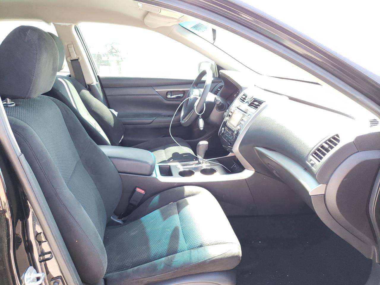 Photo 5 from auction – 2015 NISSAN ALTIMA 2.5 with VIN 1N4AL3AP9FC409023