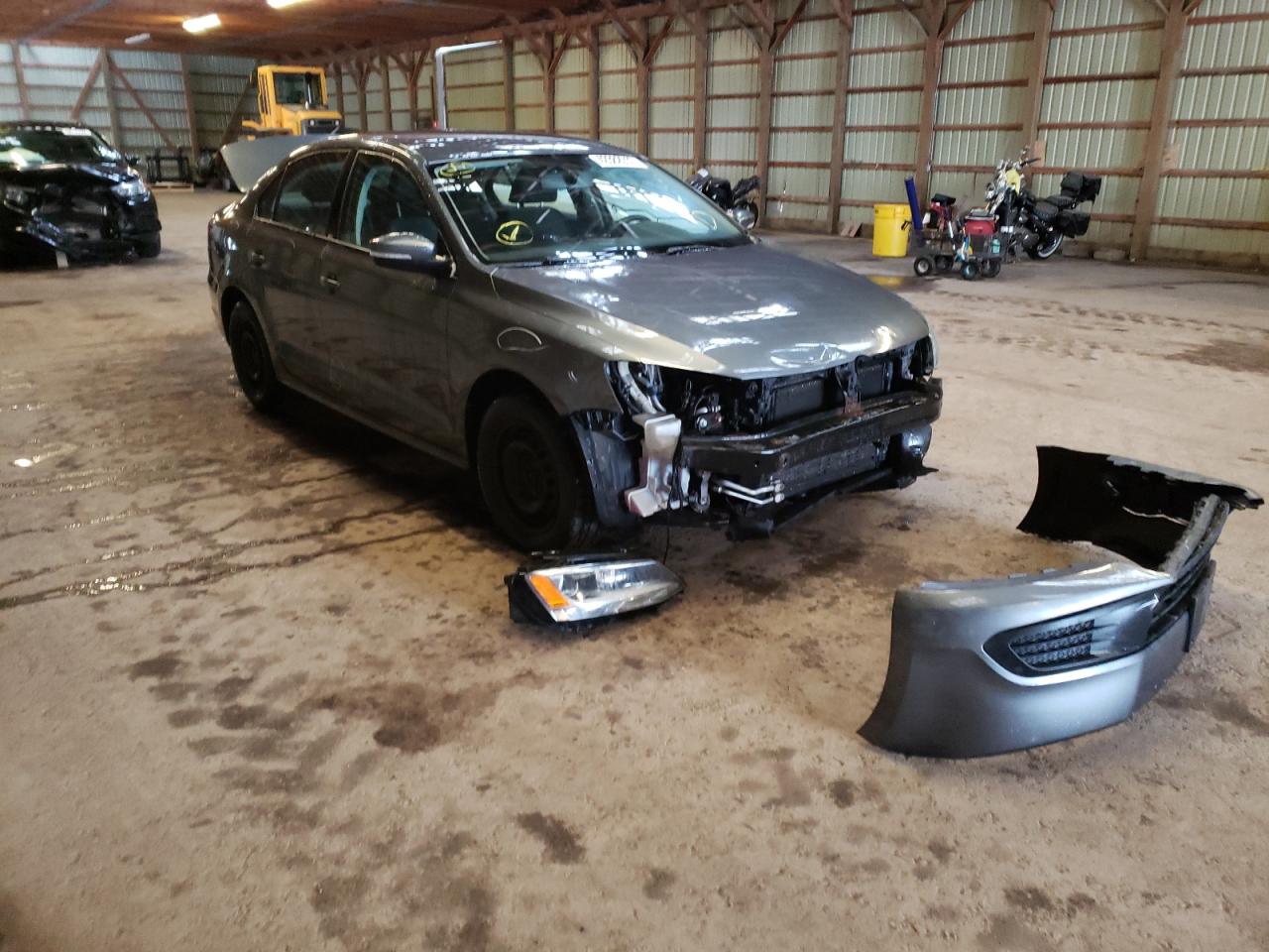 VOLKSWAGEN JETTA SE 2011 with VIN 3VWBK7AJ2BM067845 - Photo from auction