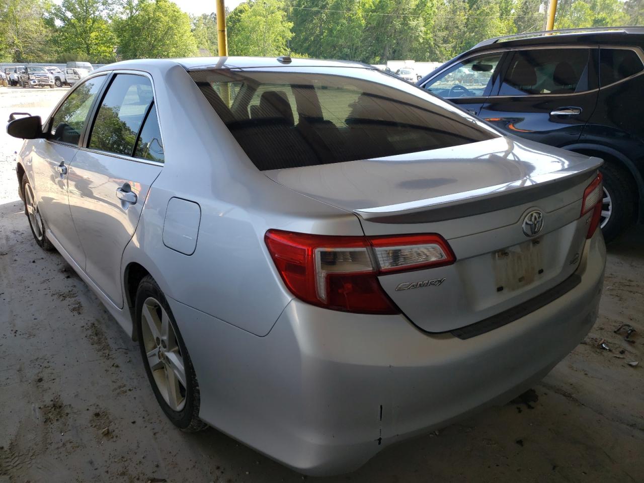 Photo 3 from auction – 2014 TOYOTA CAMRY L with VIN 4T1BF1FK9EU310536
