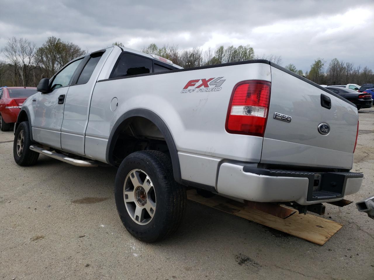 Photo 3 from auction – 2005 FORD F150 with VIN 1FTPX14585FA90119