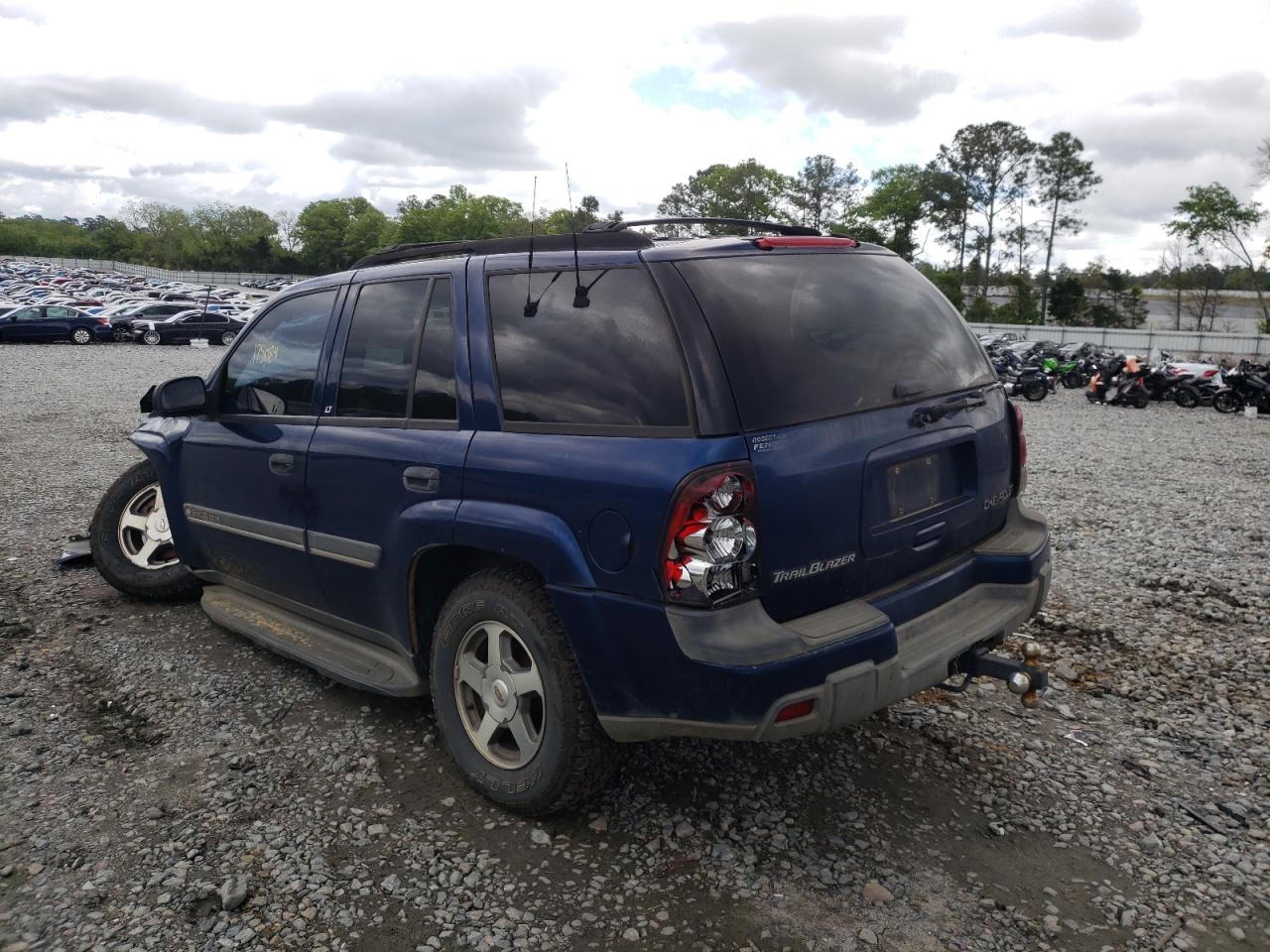 Photo 3 from auction – 2002 CHEVROLET TRAILBLAZE with VIN 1GNDS13S022330105