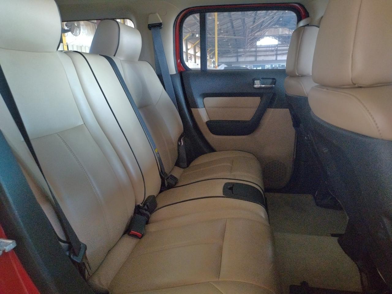 Photo 6 from auction – 2006 HUMMER H3 with VIN 5GTDN136X68136907