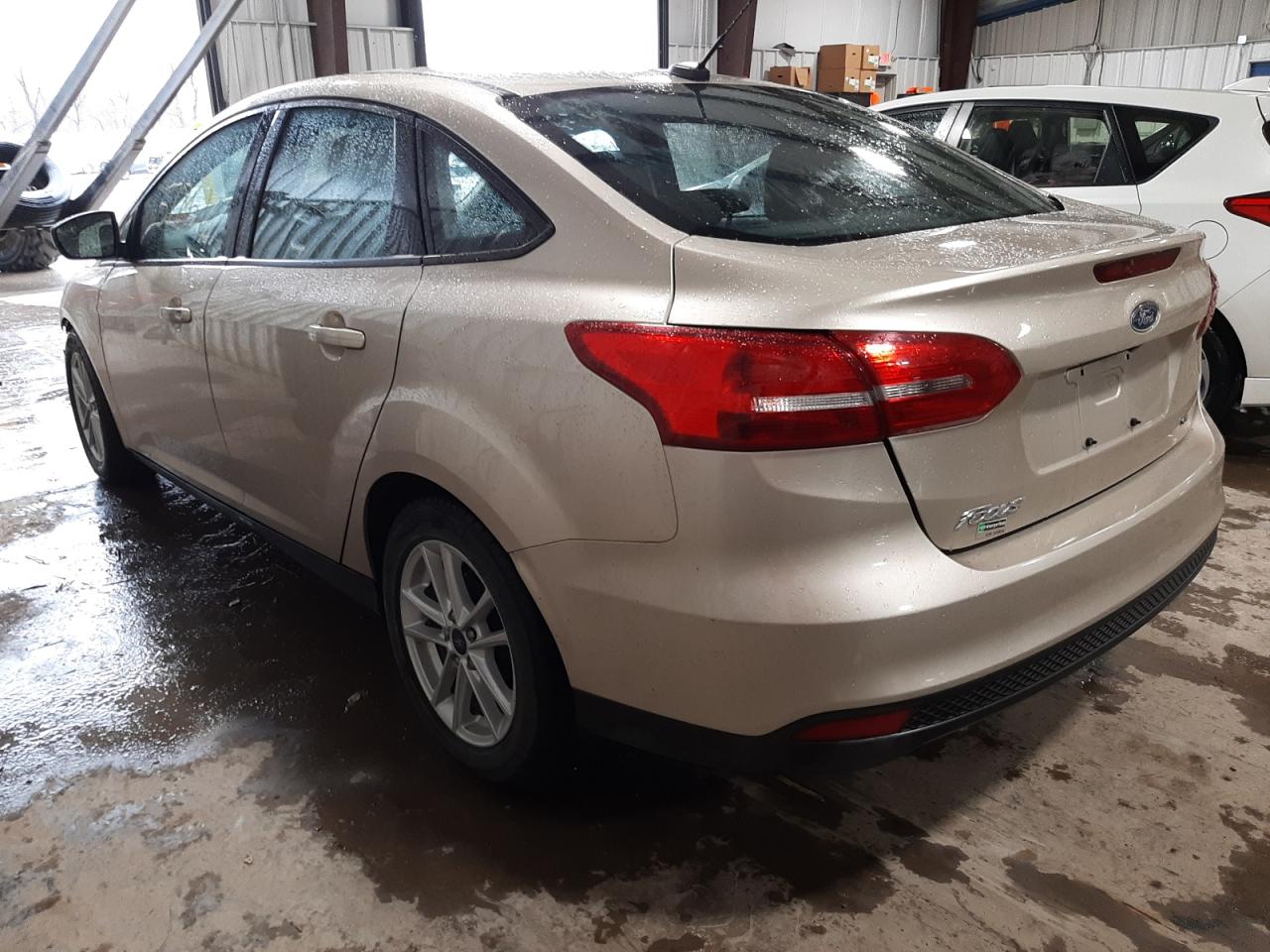 Photo 3 from auction – 2018 FORD FOCUS SE with VIN 1FADP3F27JL288676