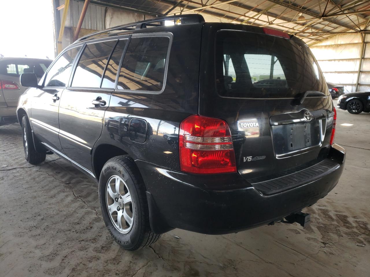 Photo 3 from auction – 2001 TOYOTA HIGHLANDER with VIN JTEHF21A310006165