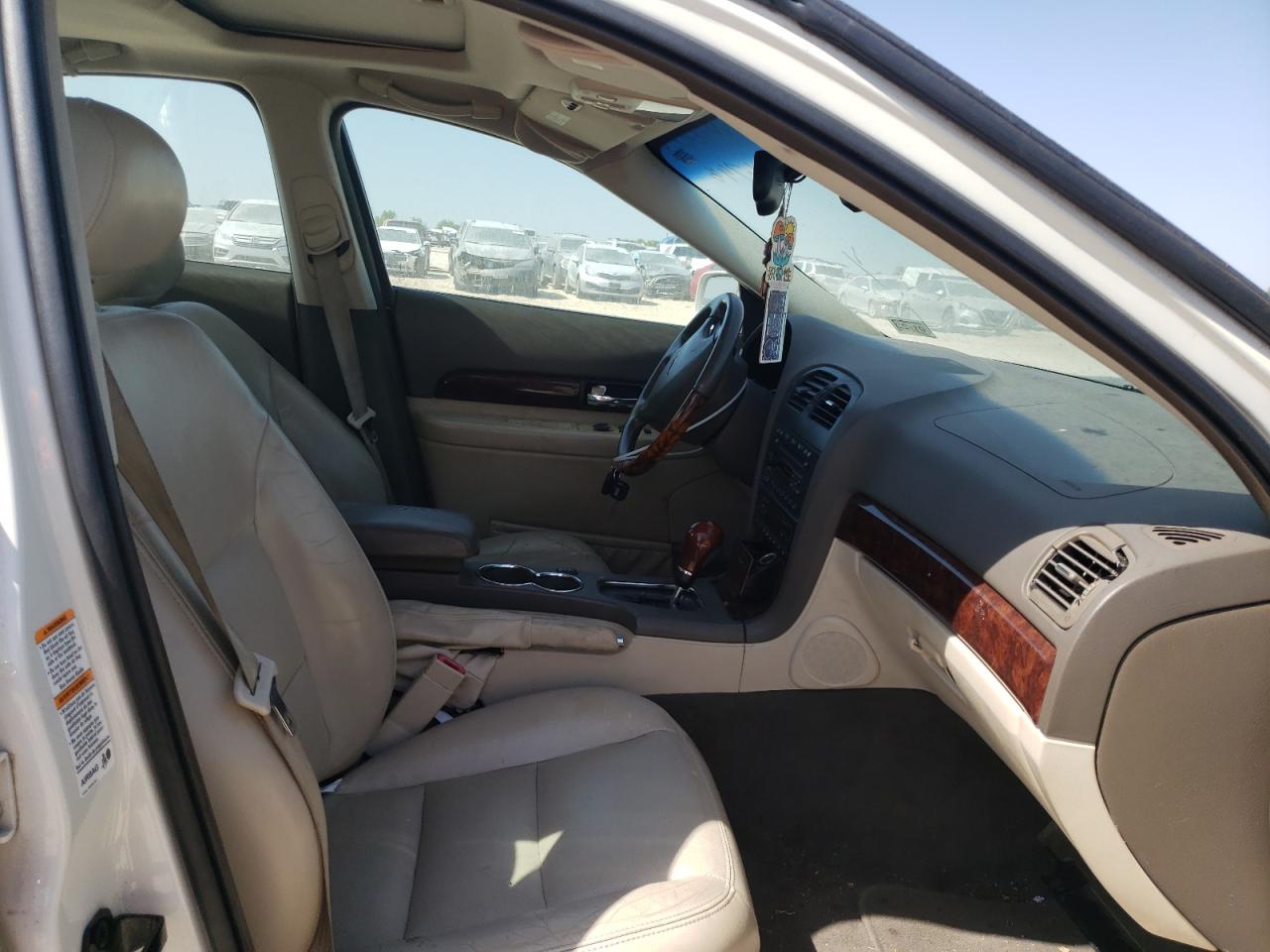 Photo 5 from auction – 2001 LINCOLN LS with VIN 1LNHM86S11Y727371