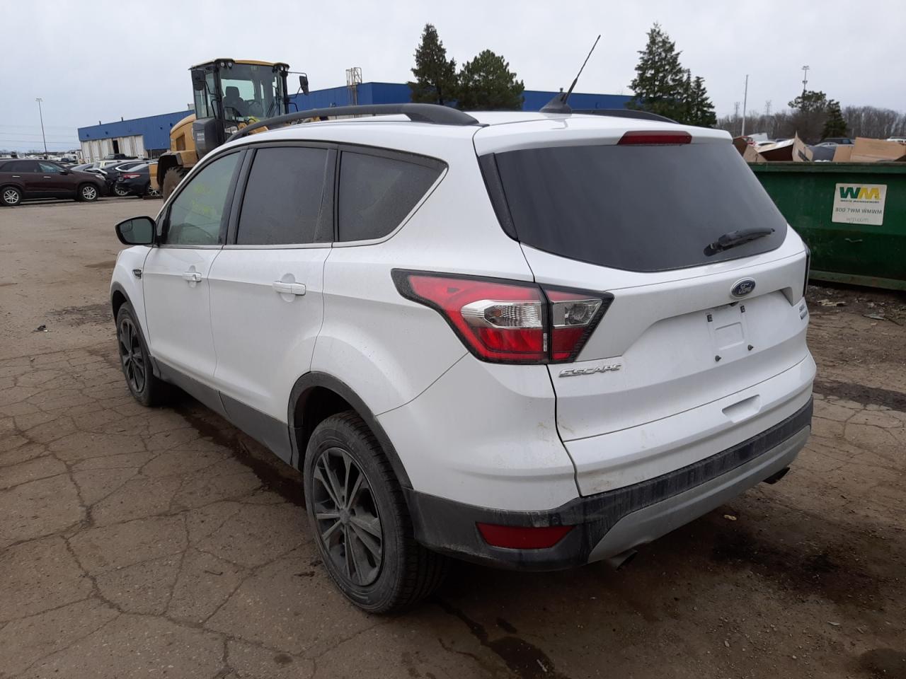 Photo 3 from auction – 2018 FORD ESCAPE SEL with VIN 1FMCU0HD1JUD49182