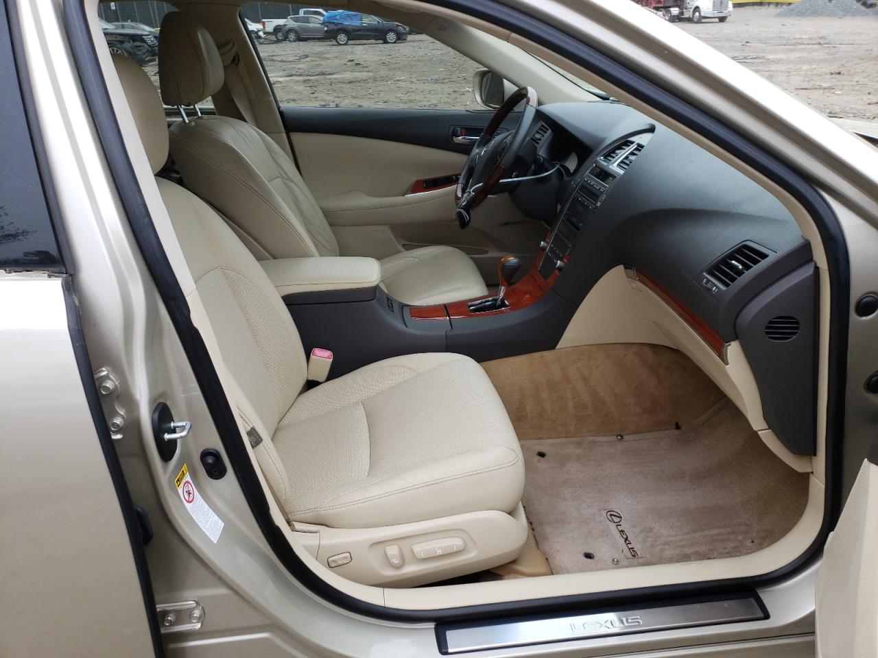 Photo 5 from auction – 2011 LEXUS ES 350 with VIN JTHBK1EG7B2452757